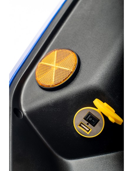 scooter-electrique-turris-veleco-a-3-roues-stable-pmr-et-senior-avec-siege-dosseret-confortable-7.jpg